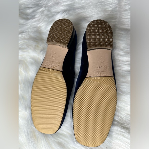 Authentic GUCCI Blue Velvet Madelyn Square Crystal - Picture 6 of 6